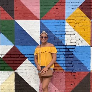 Meet your Posher, Valeria